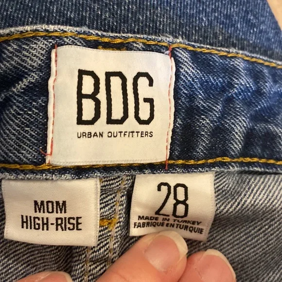 BDG High Waited Mom Jeans - Picture 7 of 7